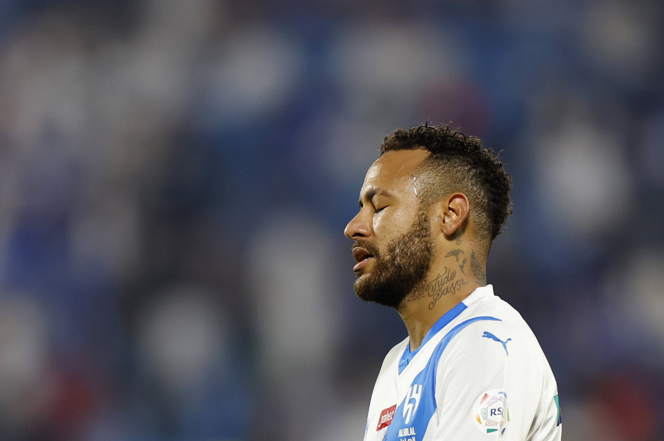 内马尔重返赛场，重要助攻首场状态出色，FPX观众沸腾！再创辉煌时刻的简单介绍-jiuyou