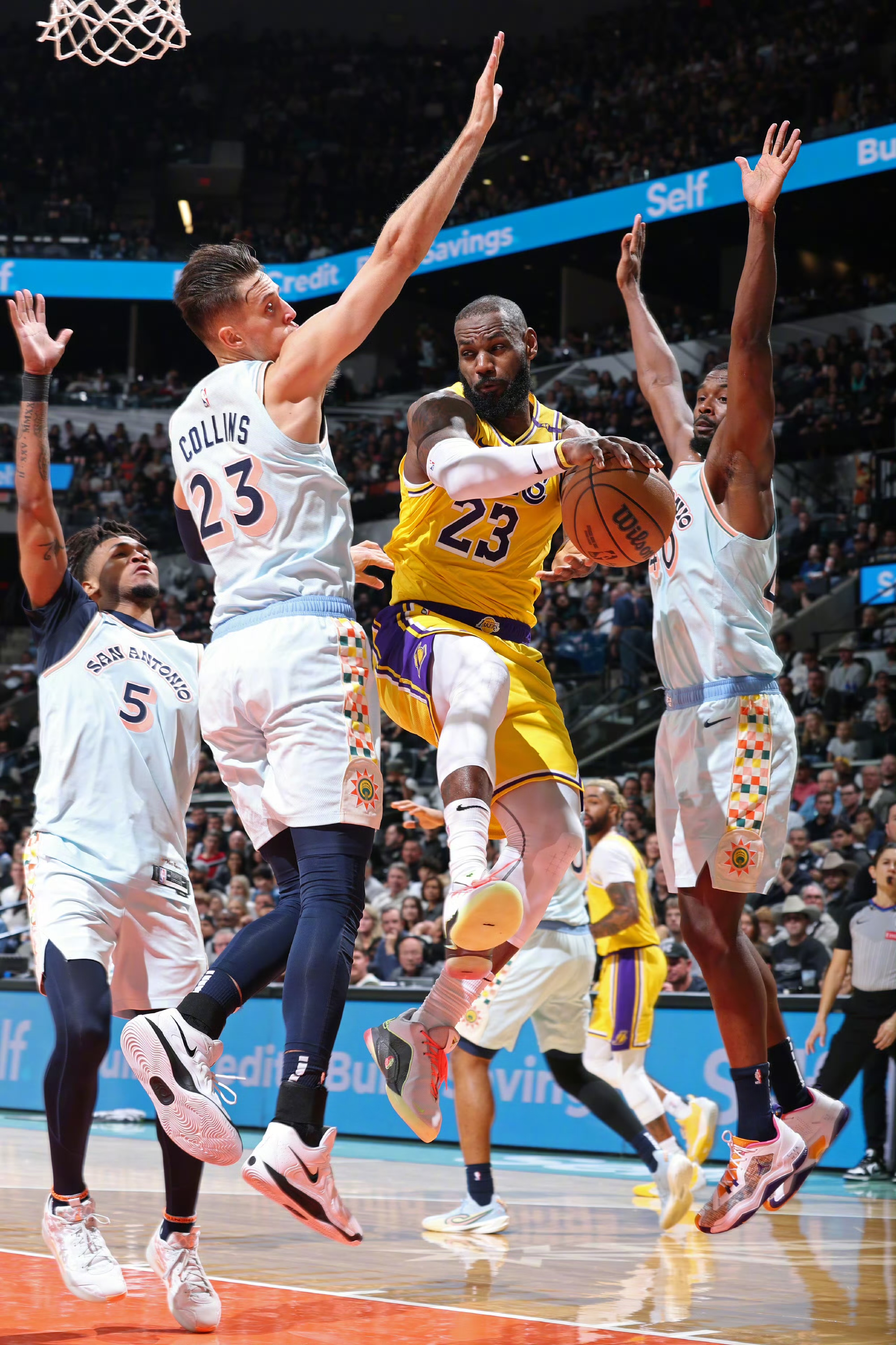 包含字母哥官方宣布晋级下一阶段新规，德国队引发争议！比赛高潮迭起的词条-九游娱乐