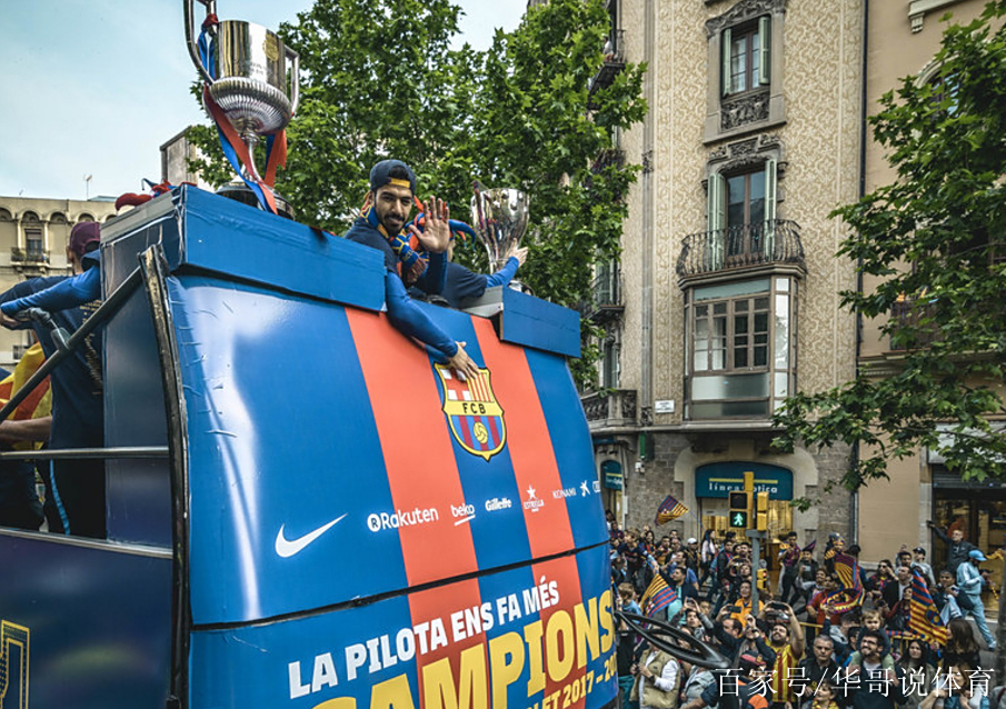 莱万多夫斯基迎来七赛季出色发挥，巴塞罗那观众热烈欢呼！赢得满堂喝彩的简单介绍-jiuyou