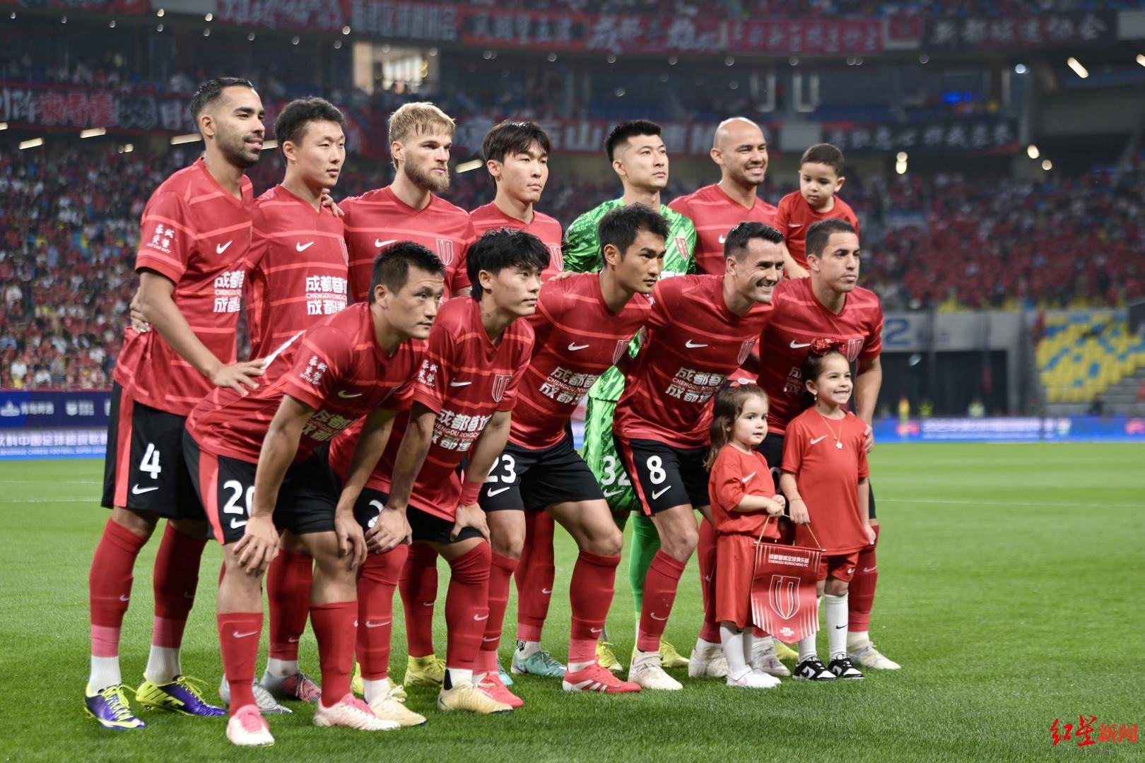  德罗巴对镜头说啥 -九游官网