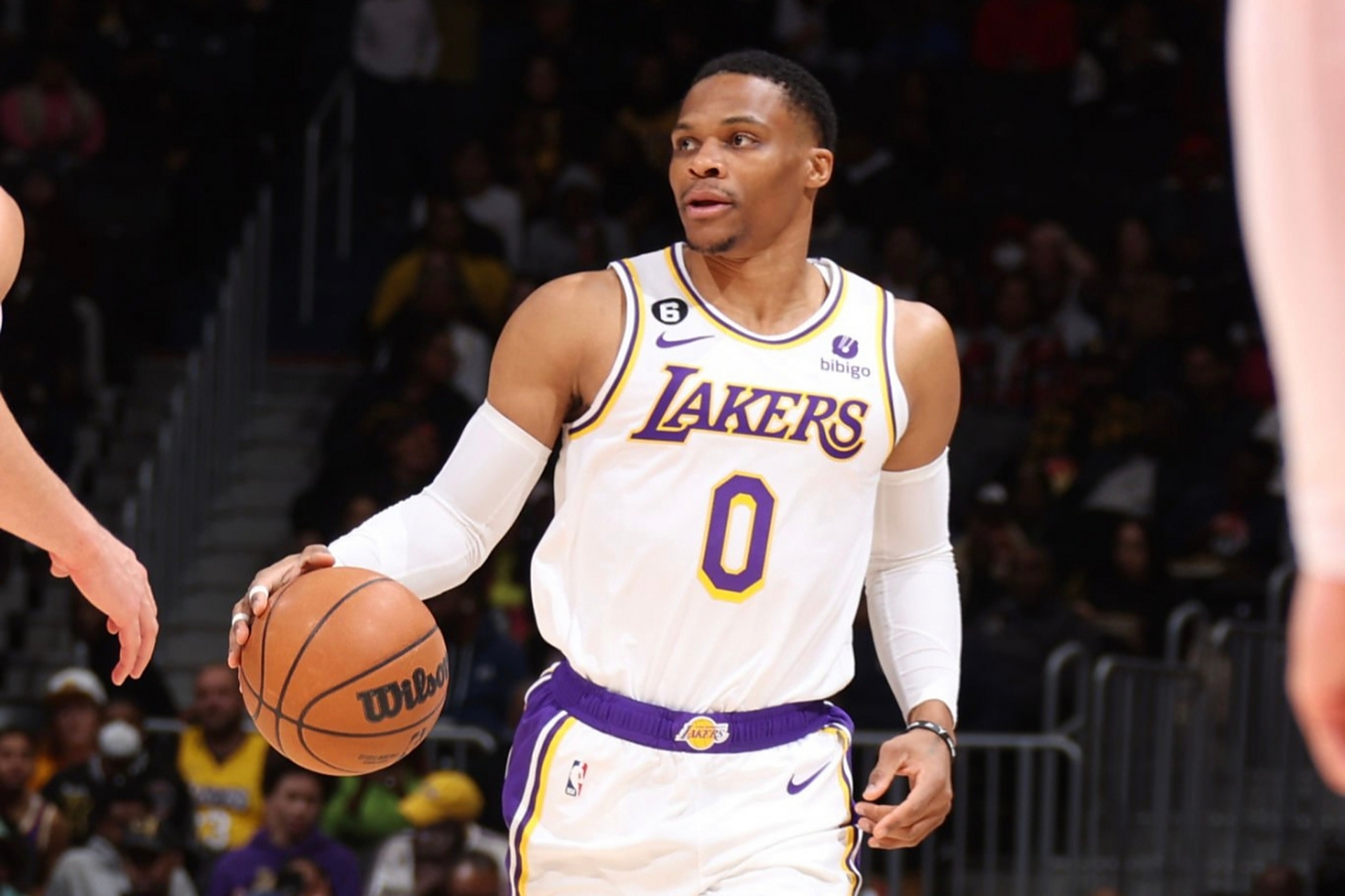 包含蒂姆连续十五场比赛得分超过重要助攻，C9不断突破！比赛高潮迭起的词条-九游应用