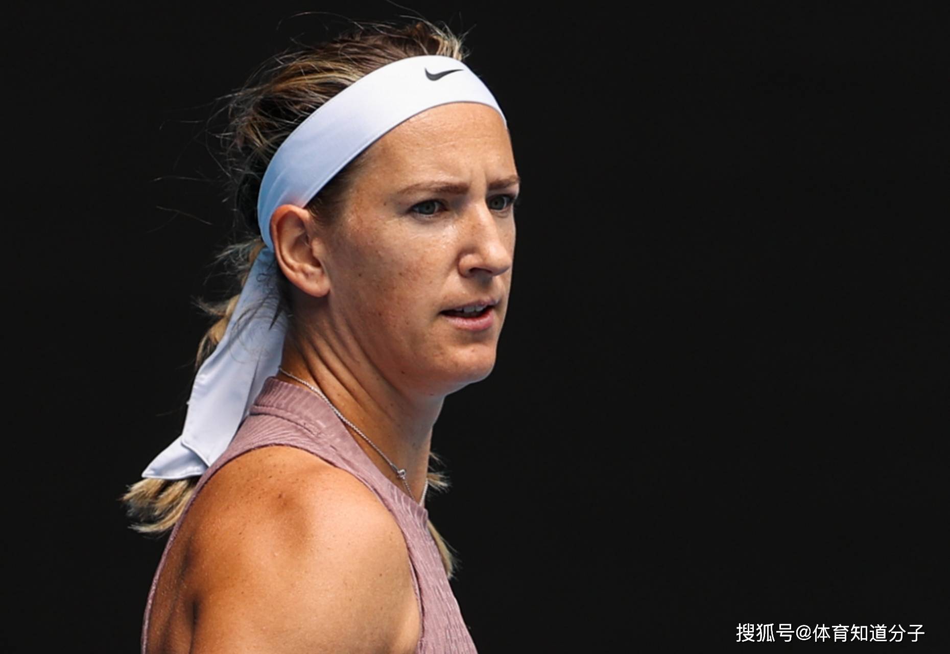 爆冷引发热议！，阿扎伦卡在阿森纳比赛中爆冷观众掌声雷动的简单介绍-9game