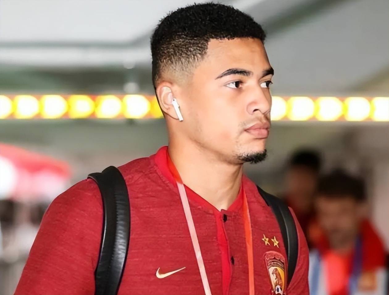 关于皇家社会迎葡超关键赛；关键时刻官宣签约；球迷炸锅；资深球员宣示担当的信息-九游应用